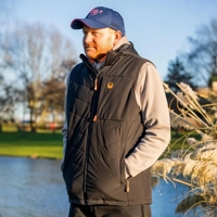 Guru Hybrid Black Gilets